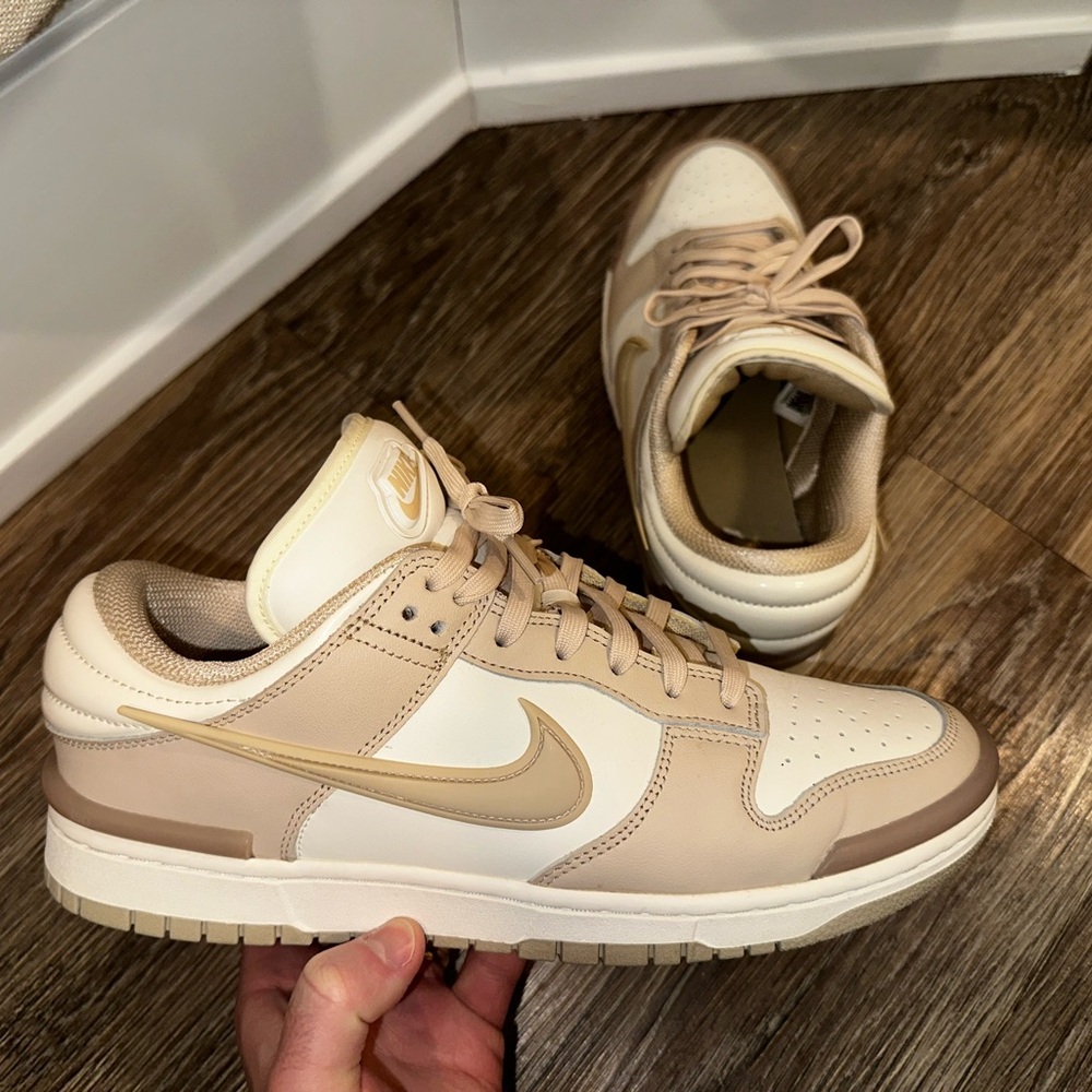 2023 Nike Wmns Dunk Low Twist 'Sanddrift'